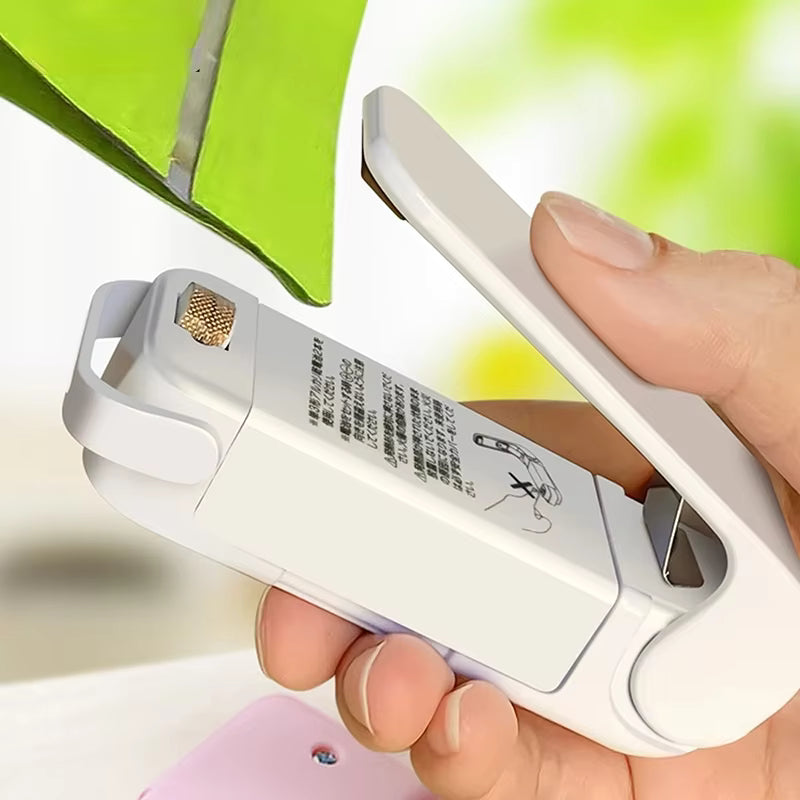 Mini food bag sealer for sealing snack and food bags